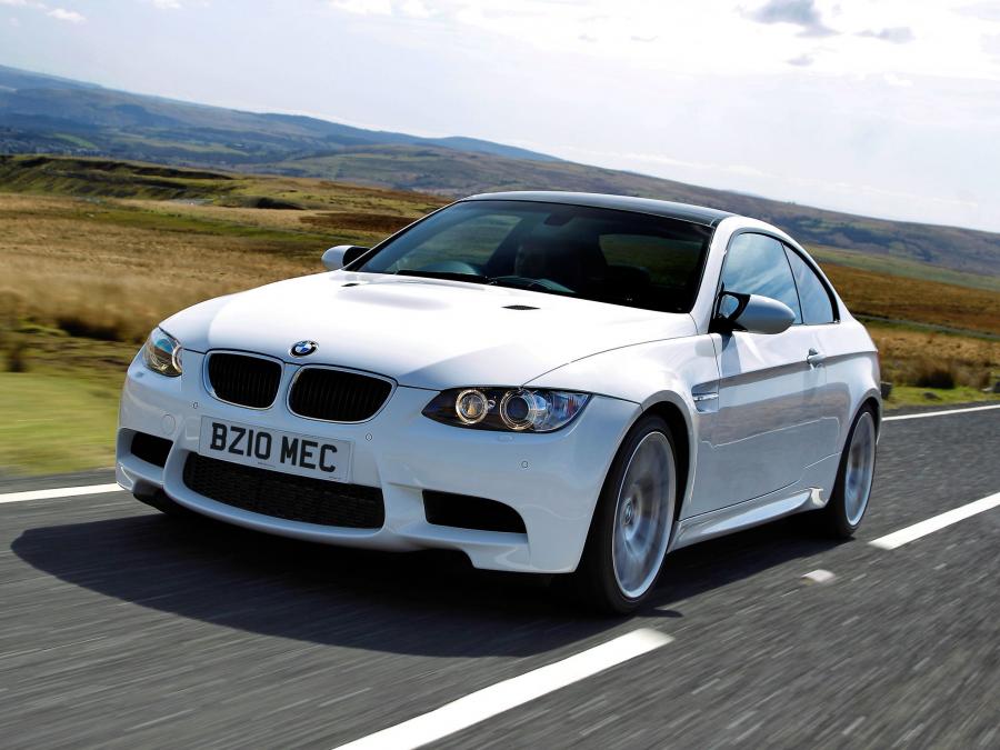  BMW M3 Coupe Competition Package 2010 года  (UK) (фото 8 из 11)